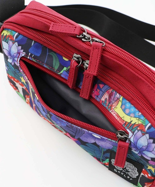 ScoLar（スカラー）の「652439：花柄キノコ2層式ミニショルダー（ショルダーバッグ・レディース・オフホワイト/ブルー/ブラック/レッド・FREE）」の8枚目の写真