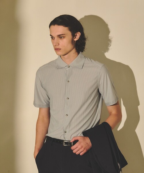 DESIGNWORKS（デザインワークス）の「【速乾性】ワンピースワイドカラー 半袖シャツ（シャツ/ブラウス・メンズ・ブラック/サックスブルー/ホワイト/ネイビー・44/46/48/50）」の3枚目の写真
