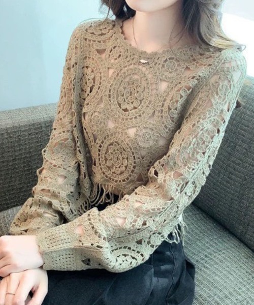 SPIGA(スピーガ)の「クロシェ編みドルマンスリーブニット(ニット/セーター・レディース・ブラック/オフホワイト/ベージュ・FREE)」の3枚目の写真