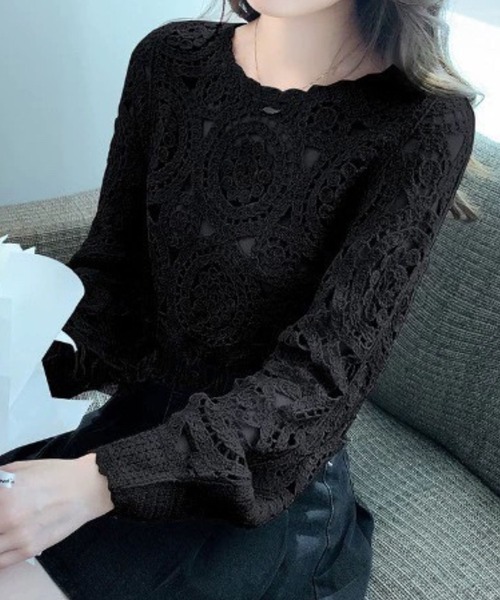 SPIGA(スピーガ)の「クロシェ編みドルマンスリーブニット(ニット/セーター・レディース・ブラック/オフホワイト/ベージュ・FREE)」の2枚目の写真