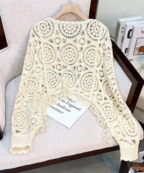 SPIGA(スピーガ)の「クロシェ編みドルマンスリーブニット(ニット/セーター・レディース・ブラック/オフホワイト/ベージュ・FREE)」の8枚目の写真