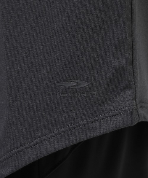 TIGORA(ティゴラ)の「ティゴラ TIGORA サイドスリットTシャツ(Tシャツ/カットソー・レディース・パープル/ライトベージュ/ダークグレー・S/M/L/XL)」の8枚目の写真