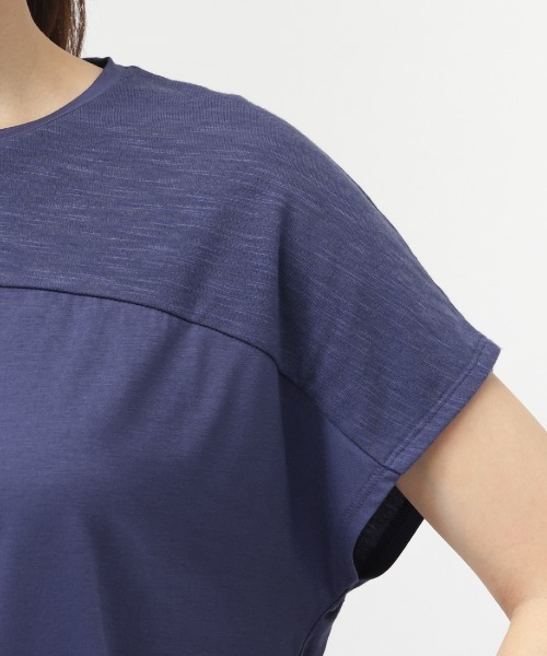 TIGORA(ティゴラ)の「ティゴラ TIGORA サイドスリットTシャツ(Tシャツ/カットソー・レディース・パープル/ライトベージュ/ダークグレー・S/M/L/XL)」の9枚目の写真