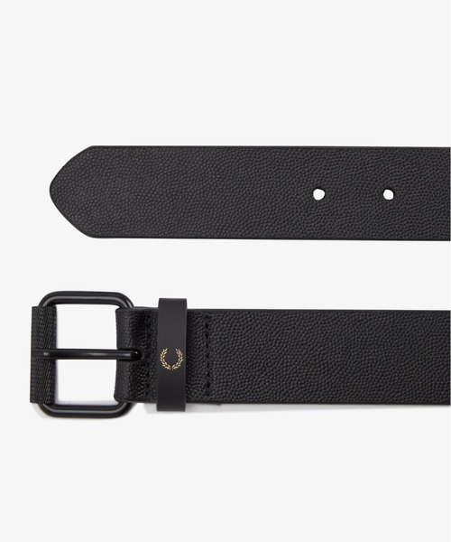 FRED PERRY（フレッドペリー）の「Scotchgrain Belt／スコッチグレインレザーベルト（ベルト・メンズ・ブラック・32）」の3枚目の写真