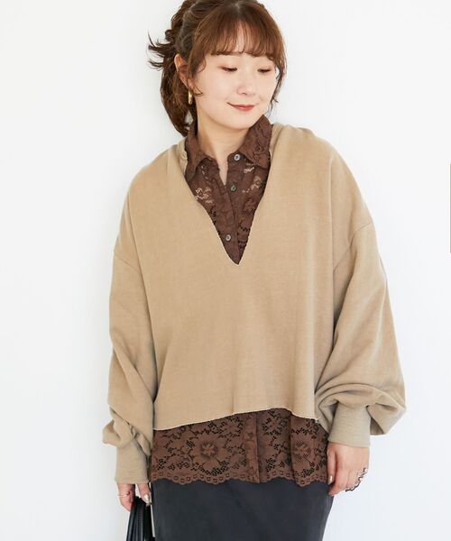 le.coeur blanc(ルクールブラン)の「ヴィンテージ裏毛ショートプルオーバー(Tシャツ/カットソー・レディース・ネイビー/ベージュ・38)」の2枚目の写真