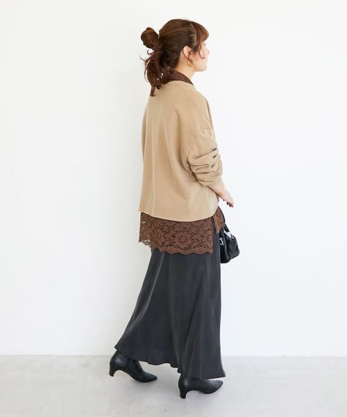 le.coeur blanc(ルクールブラン)の「ヴィンテージ裏毛ショートプルオーバー(Tシャツ/カットソー・レディース・ネイビー/ベージュ・38)」の7枚目の写真