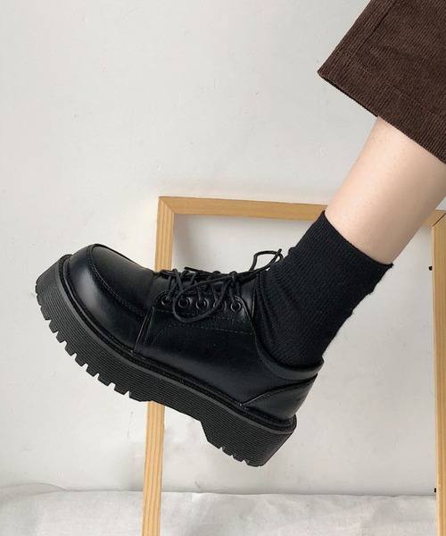 yuue' ( wear )（ユーイ）の「厚底レースアップローファー（ローファー・レディース・ブラウン/ブラック・23.5cm/24.5cm）」の7枚目の写真