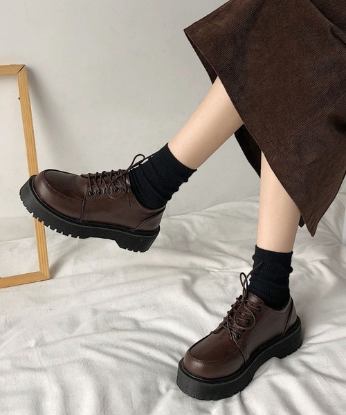 yuue' ( wear )（ユーイ）の「厚底レースアップローファー（ローファー・レディース・ブラウン/ブラック・23.5cm/24.5cm）」の14枚目の写真