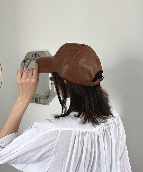 AS KNOW AS plus（アズノゥアズプラス）の「♪フェイクレザーキャップ（キャップ・レディース・ブラック/ブラウン・FREE）」の11枚目の写真