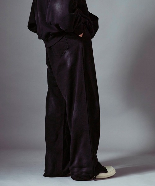 Theater code(シアターコード)の「Distressed sweatpants/汚れ加工スウェットパンツ 秋 秋服メンズ 2026年秋冬(スウェットパンツ・メンズ・ブラック/ベージュ・M/L)」の5枚目の写真
