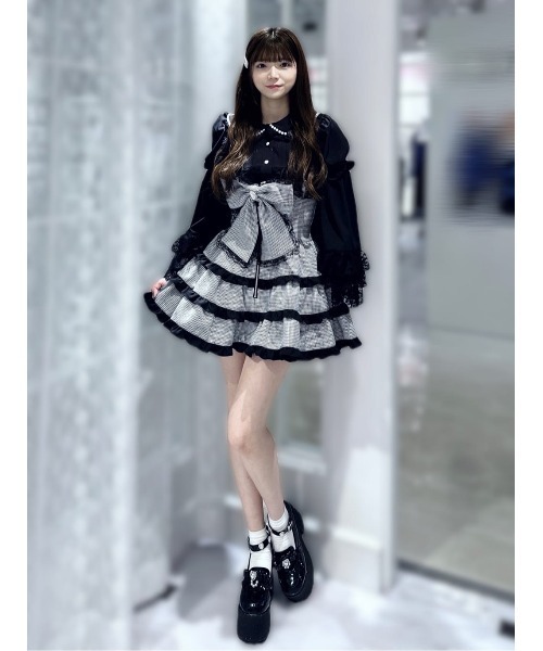 Ank Rouge（アンクルージュ）の「BIGリボン配色ティアードジャンスカ（ジャンパースカート・レディース・ブラック/ピンク/ホワイト・M）」の17枚目の写真