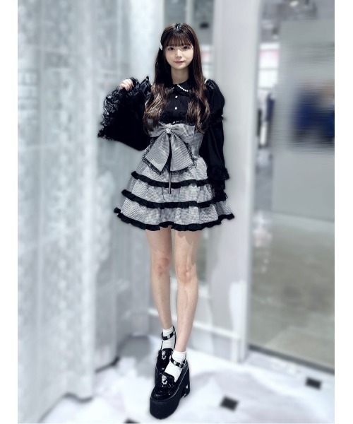 Ank Rouge（アンクルージュ）の「BIGリボン配色ティアードジャンスカ（ジャンパースカート・レディース・ブラック/ピンク/ホワイト・M）」の18枚目の写真