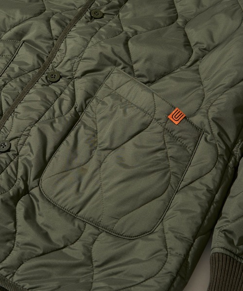ADPOSION(アドポーション)の「【UNIVERSAL OVERALL】QUILT JACKET / キルティング中綿ジャケット(ダウンジャケット/コート・レディース・ネイビー/グリーン/ブラック/ブラウン/グレー・SMALL/LARGE/MEDIUM)」の17枚目の写真