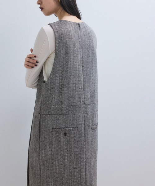 ADAM ET ROPE'(アダムエロペ)の「【WEB限定】ストレートセミツイードワンピース(ワンピース・レディース・ブラック系その他/チャコールグレー/ベージュ系その他・36/38)」の12枚目の写真