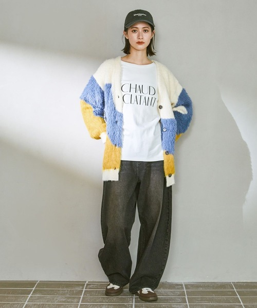 LAKOLE（ラコレ）の「アソートロゴプリント長袖 / 588969（Tシャツ/カットソー・レディース・ベージュ/オフホワイト/グレー/ブラック・FREE）」の5枚目の写真