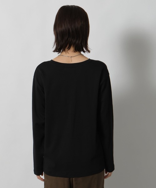 LAKOLE（ラコレ）の「アソートロゴプリント長袖 / 588969（Tシャツ/カットソー・レディース・ベージュ/オフホワイト/グレー/ブラック・FREE）」の22枚目の写真