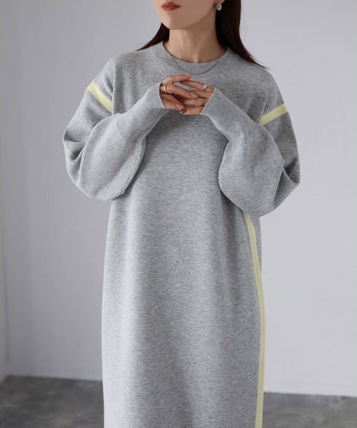 Riberry(リベリー)の「バイカラー配色ラインニットワンピース(ワンピース・レディース・ネイビー/ブラウン/ブラック/杢グレー・FREE)」の10枚目の写真