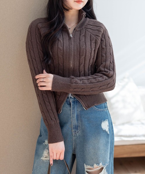 clear（クリア）の「ダブルジップケーブルハイネックニットトップス［大人 カジュアル 着回し力抜群］≪AW新作≫（ニット/セーター・レディース・ブラウン/アイボリー/杢グレー・F）」の3枚目の写真