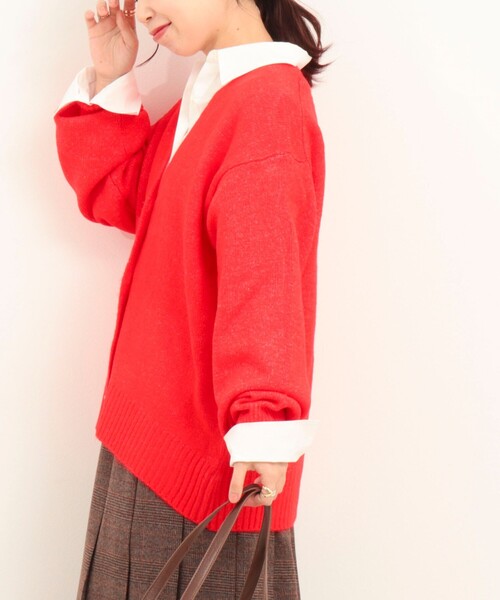 fredy couleur（フレディクルール）の「ヤクライクＶネックワイドカーディガン（カーディガン/ボレロ・レディース・ベージュ/ライトグレー/チャコールグレー/レッド/ブルー/オフホワイト/ブラック・38）」の12枚目の写真