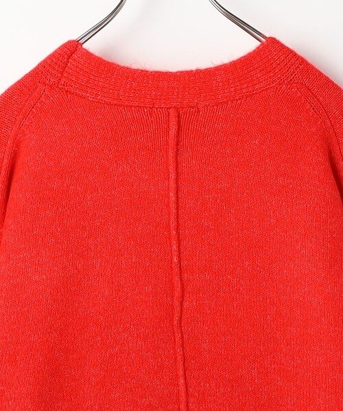 fredy couleur（フレディクルール）の「ヤクライクＶネックワイドカーディガン（カーディガン/ボレロ・レディース・ベージュ/ライトグレー/チャコールグレー/レッド/ブルー/オフホワイト/ブラック・38）」の17枚目の写真