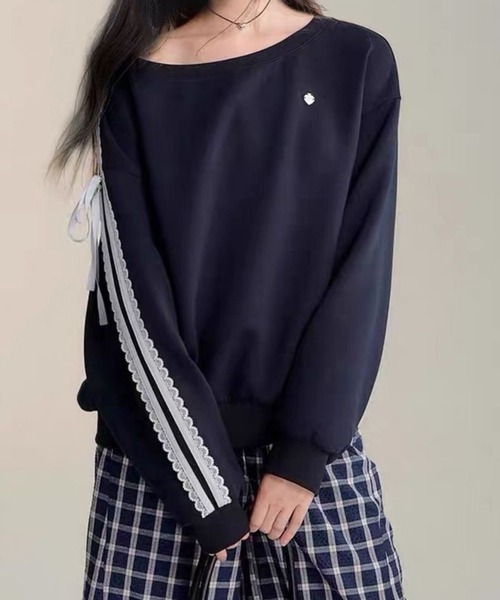 Miniministore(ミニミニストア)の「オフショルダースウェット長袖レースリボン(スウェット・レディース・ネイビー/グレー・FREE)」の2枚目の写真