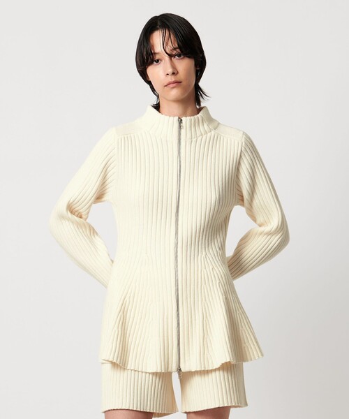 AEWEN MATOPH(イウエン マトフ)の「<AEWEN MATOPH>ウールカシミヤミックス ペプラムジップアップニットジャケット(その他アウター・レディース・オフホワイト/ブラック・FREE)」の1枚目の写真