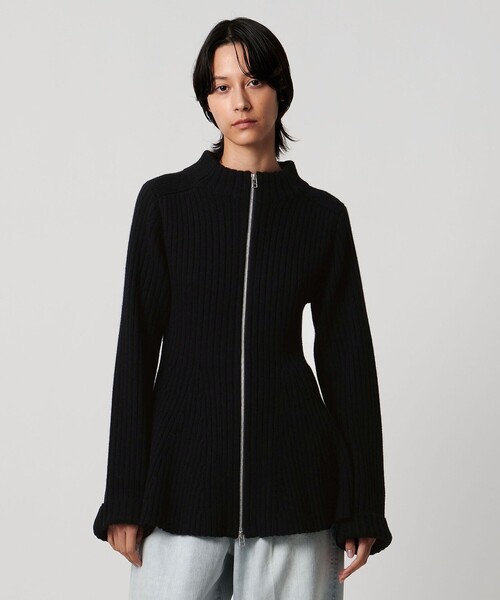 AEWEN MATOPH(イウエン マトフ)の「<AEWEN MATOPH>ウールカシミヤミックス ペプラムジップアップニットジャケット(その他アウター・レディース・オフホワイト/ブラック・FREE)」の2枚目の写真