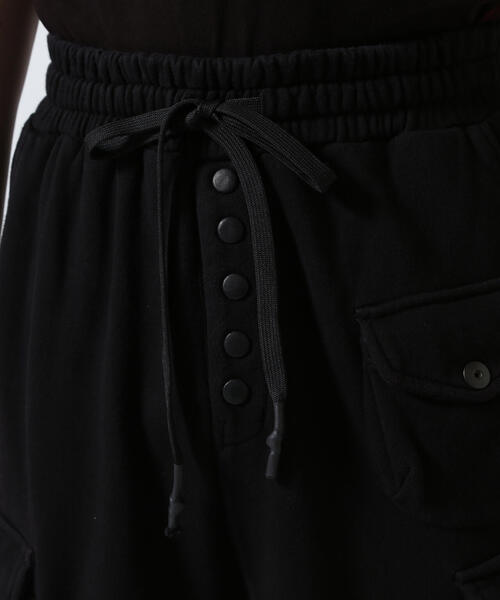 KMRii（ケムリ）の「KMRii/ケムリ/White Flame Wide Sweat Pants（スウェットパンツ・メンズ・ブラック・2）」の4枚目の写真