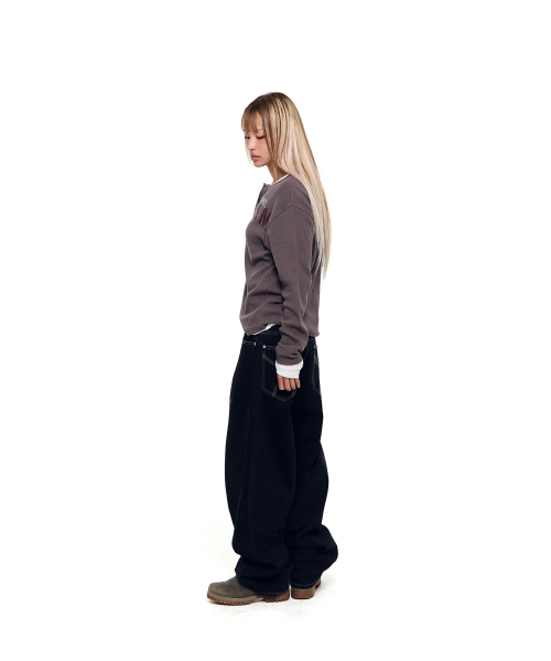 AAKAM（アーカム）の「Side Washed Button Denim Pants (Black)（デニムパンツ・レディース・その他・1/2）」の6枚目の写真