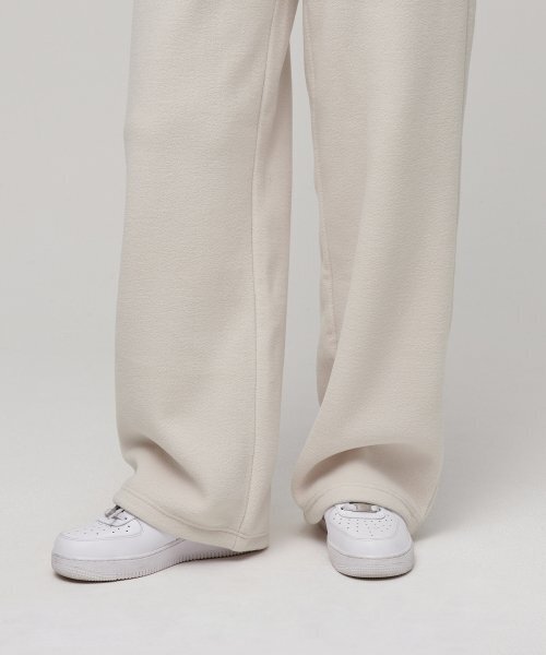 MUSINSA STANDARD WOMAN（ムシンサスタンダードウーマン）の「ウィメンズポーラフリースバリアブルラウンジスウェットパンツ[アイボリー]（スウェットパンツ・レディース・その他・X-SMALL/SMALL/MEDIUM/LARGE）」の2枚目の写真