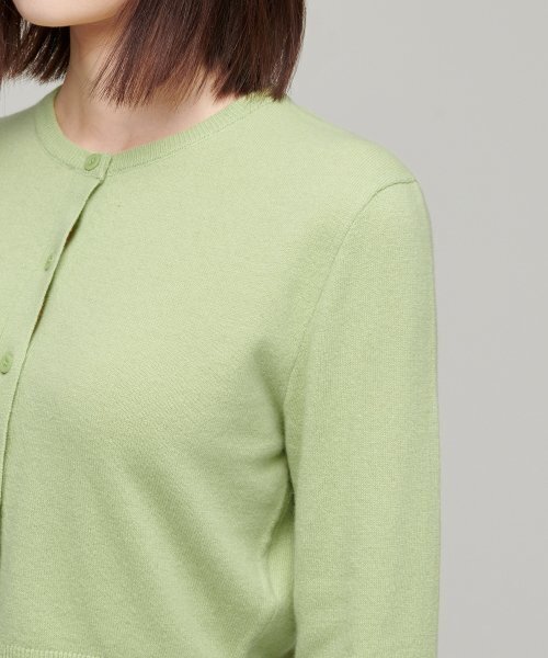 MUSINSA STANDARD WOMAN（ムシンサスタンダードウーマン）の「ウィメンズラムウールラウンドネッククロップカーディガン[ペイルグリーン]（カーディガン/ボレロ・レディース・その他・SMALL/MEDIUM/LARGE/X-SMALL）」の4枚目の写真