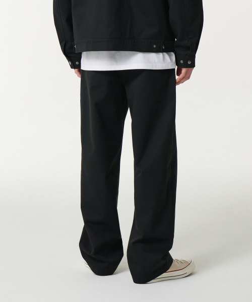 MUSINSA STANDARD（ムシンサスタンダード）の「ソリッドCPワイドチノパンツ[ブラック]（その他パンツ・メンズ・その他・31/33/26/27/28/29/38/42/36/34/32/30/40）」の2枚目の写真