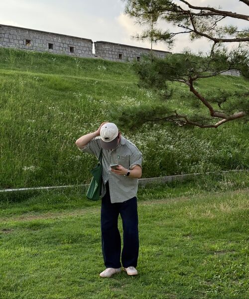 PARTIMENTO（パルティメント）の「VTG ウォッシュドサンライトボールキャップ アイボリー ネイビー（キャップ・レディース・その他・ONE SIZE）」の6枚目の写真