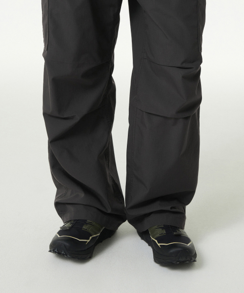 MUSINSA STANDARD（ムシンサスタンダード）の「リップストップパラシュートカーゴパンツ[グレー]（その他パンツ・メンズ・その他・26/27/28/29/30/31/32/33/34/36/38/40/42）」の8枚目の写真