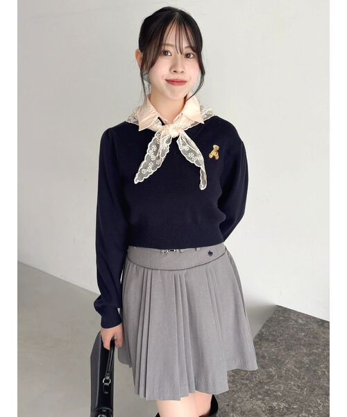 POLO BCS(ポロ ビーシーエス)の「【POLO BCSコラボ】レーススカーフベア刺繍ニットトップス(ニット/セーター・レディース・アイボリー/グレー/ネイビー/ベージュ・FREE)」の7枚目の写真