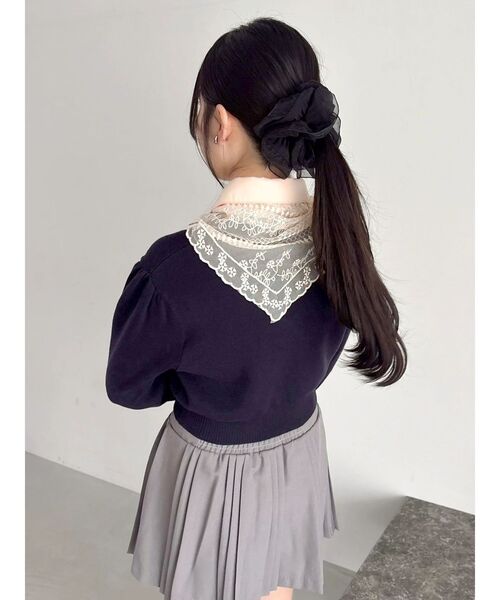 POLO BCS(ポロ ビーシーエス)の「【POLO BCSコラボ】レーススカーフベア刺繍ニットトップス(ニット/セーター・レディース・アイボリー/グレー/ネイビー/ベージュ・FREE)」の10枚目の写真