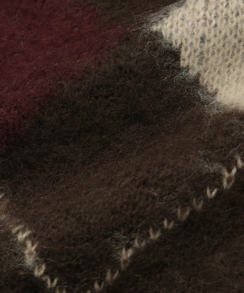 VICKY（ビッキー）の「アクリルモヘヤアーガイルVネックニット≪手洗い可能≫（ニット/セーター・レディース・ブラウン系その他/グレー系その他・M）」の4枚目の写真