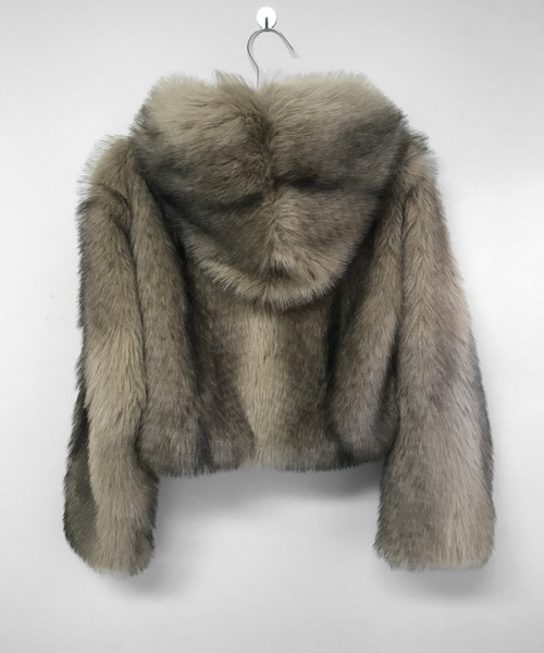 THEAIRTOWN(ジエアタウン)の「cappuccino fur jk(その他アウター・レディース・ベージュ・FREE)」の16枚目の写真