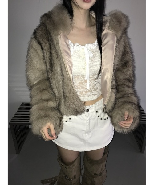 THEAIRTOWN(ジエアタウン)の「cappuccino fur jk(その他アウター・レディース・ベージュ・FREE)」の4枚目の写真