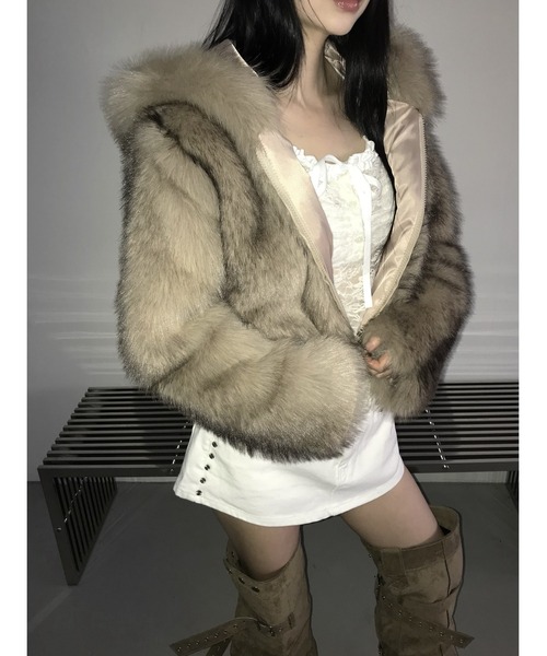 THEAIRTOWN(ジエアタウン)の「cappuccino fur jk(その他アウター・レディース・ベージュ・FREE)」の7枚目の写真