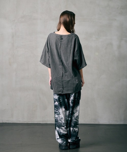 VIRGOwearworks（ヴァルゴウェアワークス）の「PIGMENT WASH OVERSIZE TEE（Tシャツ/カットソー・メンズ・ネイビー/オレンジ/ブラック・2/3/4）」の20枚目の写真
