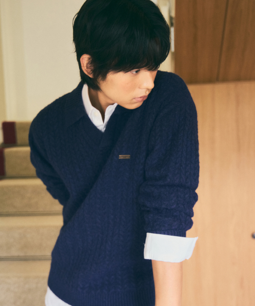 WEDNESDAY OASIS（ウェンズデーオアシス）の「ブリティッシュケーブルオープンカラー ニット_NAVY(WC25-KN74)（ニット/セーター・メンズ・ネイビー・MEDIUM/LARGE）」の3枚目の写真