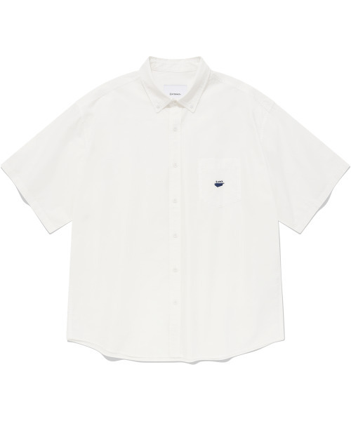 COVERNAT(カバーナット)の「ウェイルロゴコットンハーフシャツホワイト(シャツ/ブラウス・レディース・その他・LARGE/X-LARGE/XX-LARGE)」の1枚目の写真