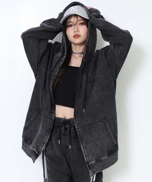 ANAP（アナップ）の「ピグメント サガラ刺繍 オーバーサイズ スウェットパーカー（パーカー・レディース・ピンク/ブラウン/グレー/ブラック・F）」の5枚目の写真