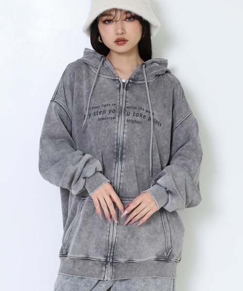 ANAP（アナップ）の「ピグメント サガラ刺繍 オーバーサイズ スウェットパーカー（パーカー・レディース・ピンク/ブラウン/グレー/ブラック・F）」の9枚目の写真