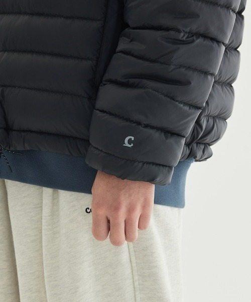 COVERNAT(カバーナット)の「COVERLIGHT PACKABLE HOODIE DOWN(ダウンジャケット/コート・メンズ・ダークブルー/ベージュ系その他/ブラック・X-LARGE/LARGE/MEDIUM/SMALL/XX-LARGE/X-SMALL)」の11枚目の写真