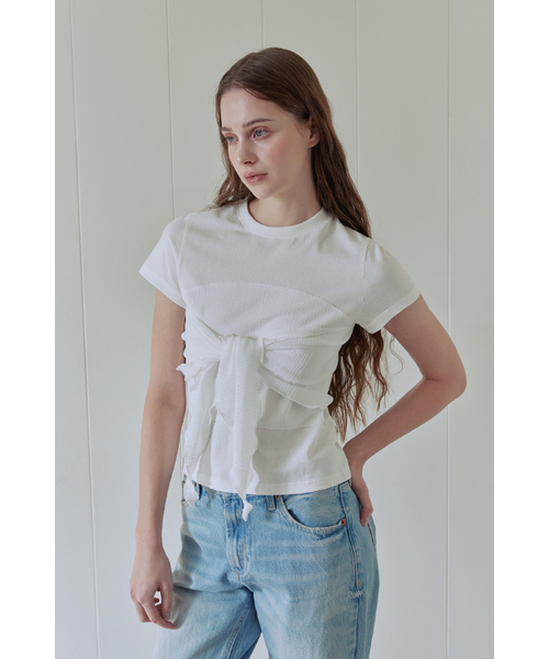 AFTERHOURS(アフターアワーズ)の「BUTTERFLY KNOTTED HALF-TOP (IVORY)(Tシャツ/カットソー・レディース・その他・FREE)」の4枚目の写真