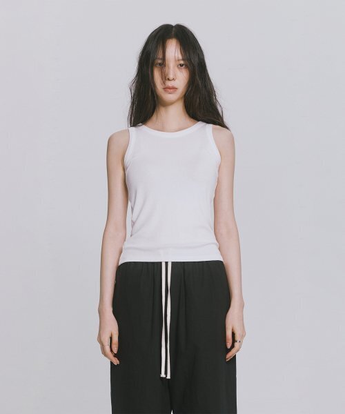 MONOPHOBIA(モノフォビア)の「COTTON CROP SLEEVELESS WHITE(Tシャツ/カットソー・レディース・その他・MEDIUM)」の1枚目の写真