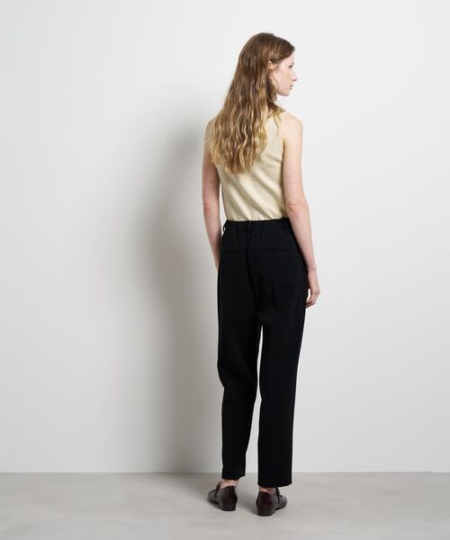 LANVIN en Bleu(ランバンオンブルー)の「トリアセテートテーパードパンツ(その他パンツ・レディース・ネイビー/ブラック・36/38/40)」の13枚目の写真