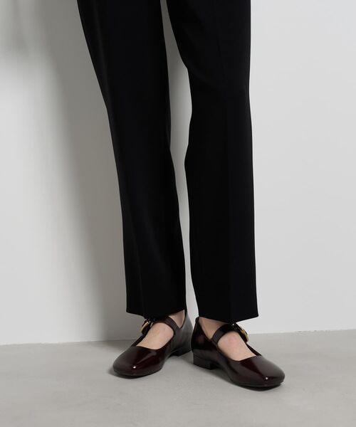 LANVIN en Bleu(ランバンオンブルー)の「トリアセテートテーパードパンツ(その他パンツ・レディース・ネイビー/ブラック・36/38/40)」の18枚目の写真